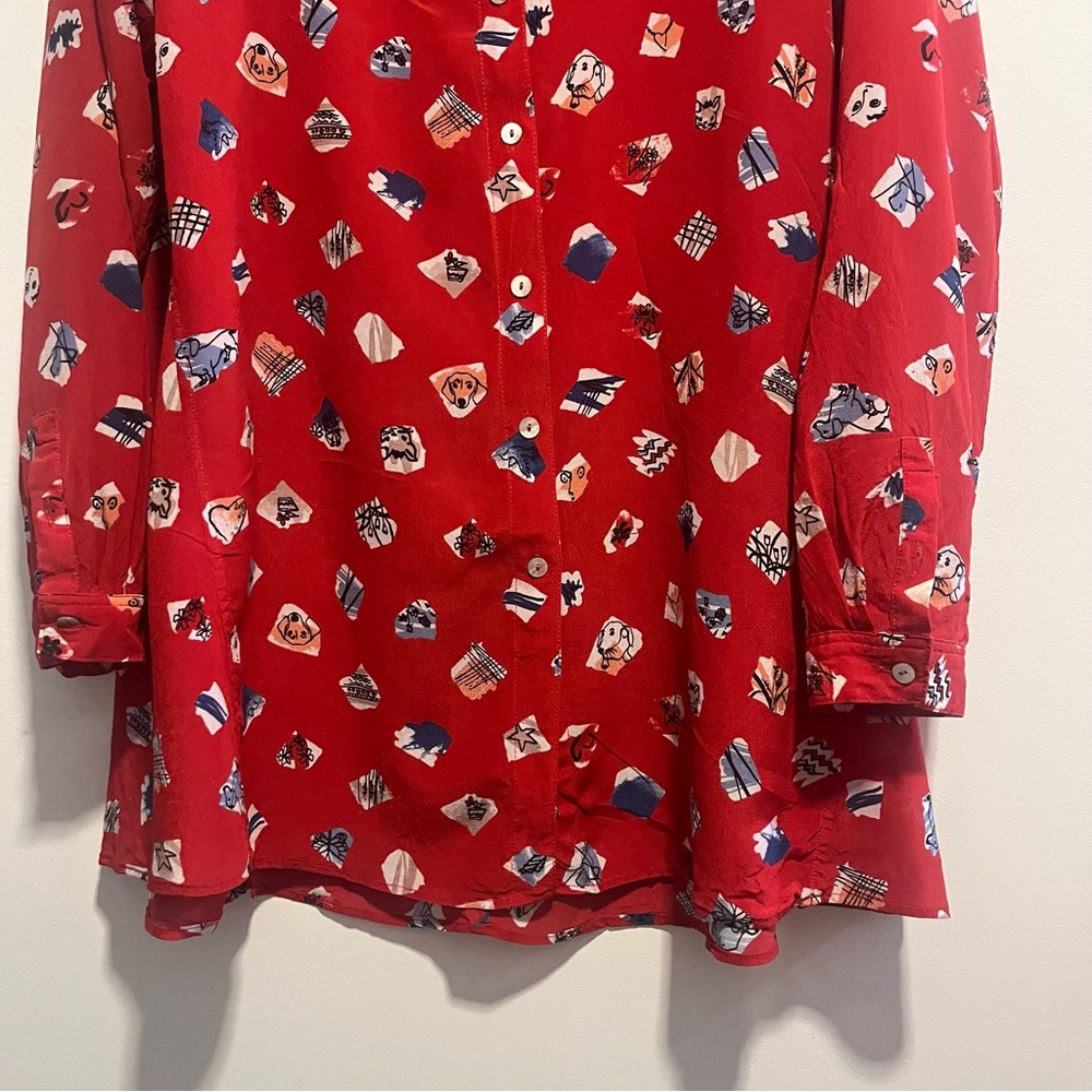 Anthropologie John Mark Silk Dog Print Tunic Playful Artistic Button Front Top - Picture 3 of 13